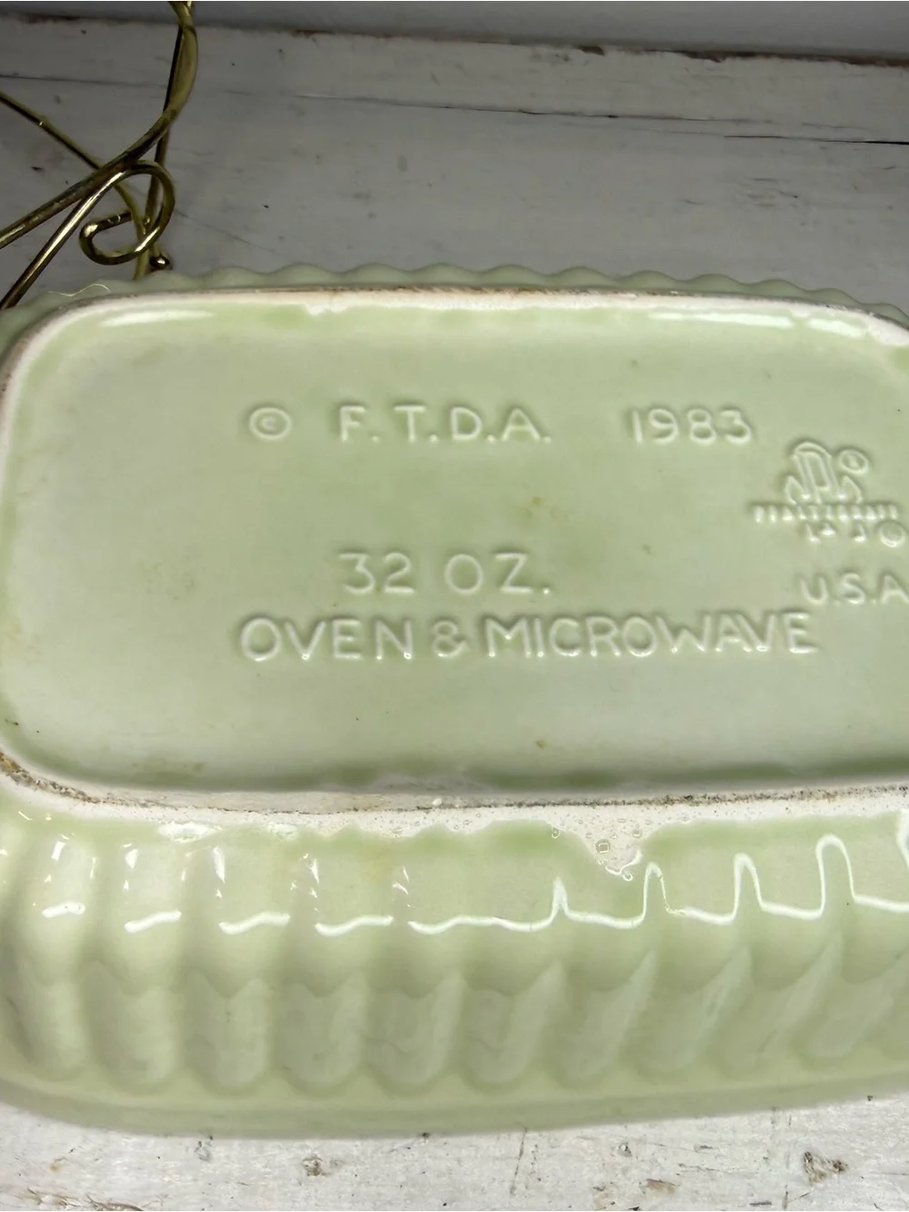 VTG Pfaltzgraff FTDA 1983 Pale Green 32 Oz. Casserole Dish W/ Wire Rack Holder